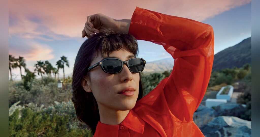 Sunglass Hut